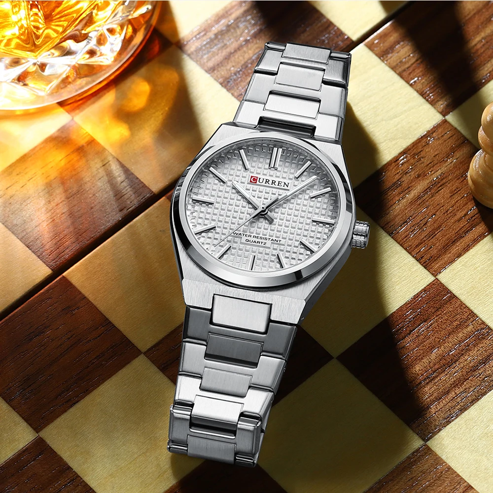 CURREN Quartz Men Watch Top Brand Luxury Business Cool Waterproof Male Clock Sport Stainless Steel Wristwatch Gift 8439