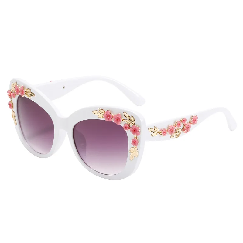 Brand New Shiny White Round Cat Eye Retro Sunglasses Gold Tone Flower Accent White & Gold Iconic Cat Eye Sunglasses – Loco Lindo main image 3