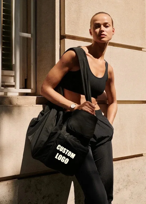 Женская спортивная сумка с