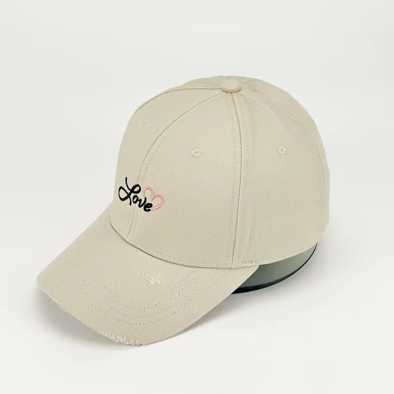 Manufacturers High Quality Cotton Baseball Caps for Men Women Casual 6 Panel Golf Caps Romantic Love Embroidered Hat for Gift