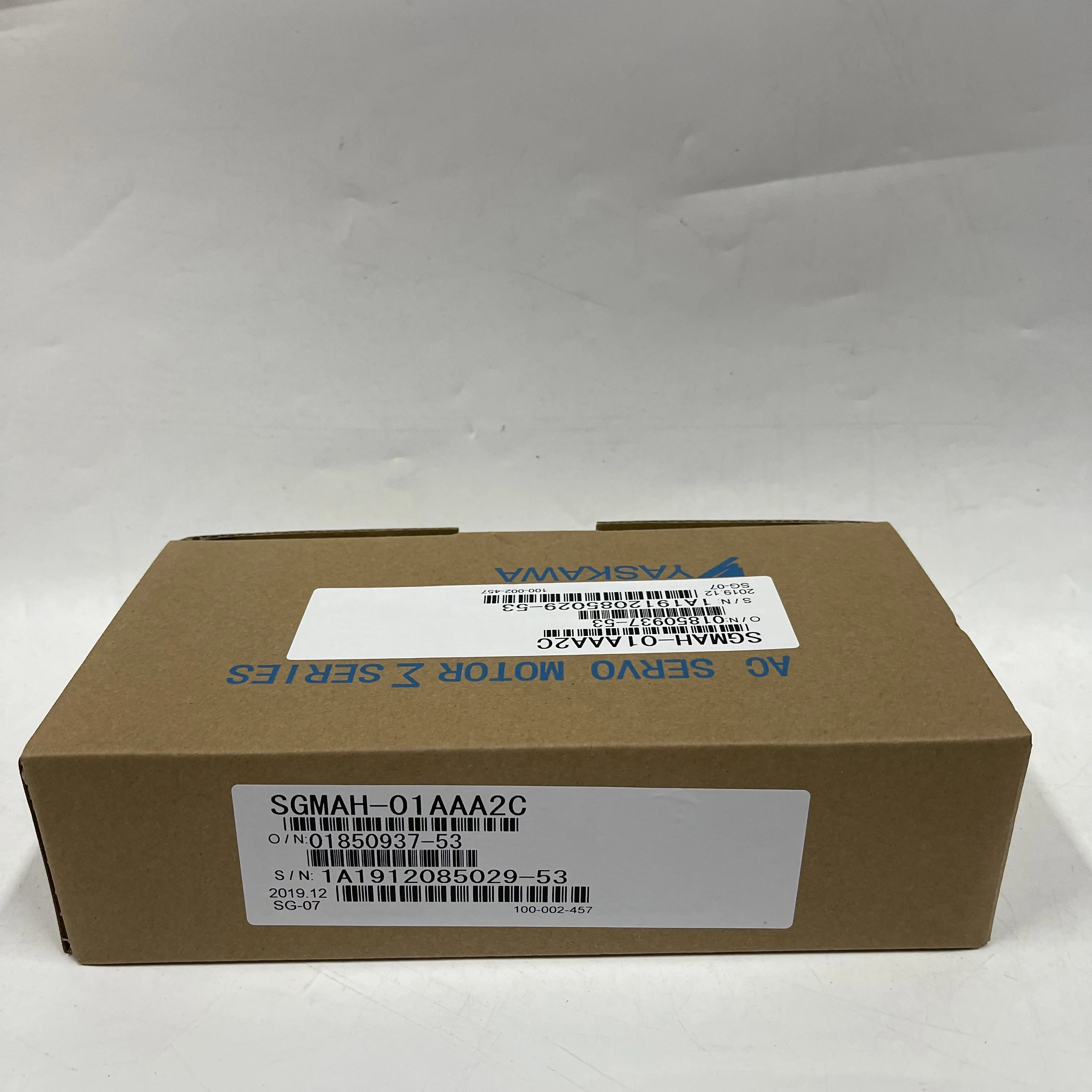 YASKAWA AC Servo Motor SGMAH-01AAA2C YASKAWA AC Servo Motor SGMAH-01AAA2C