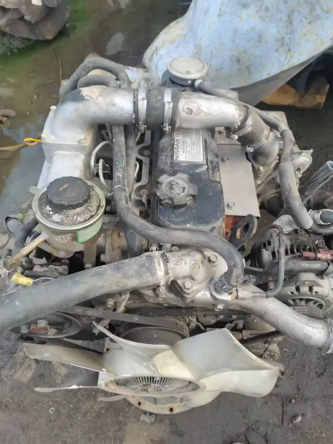 Second Hand Complete Nissan Qd32 Turbo Diesel Engine With 4wd Gearbox
