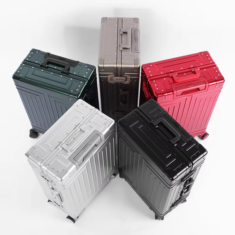 2026 Modern Design Aluminum Luggage Carry on Boarding 20 in Durable Trolley Suitcase TSA Lock Business Metal Travel Case
