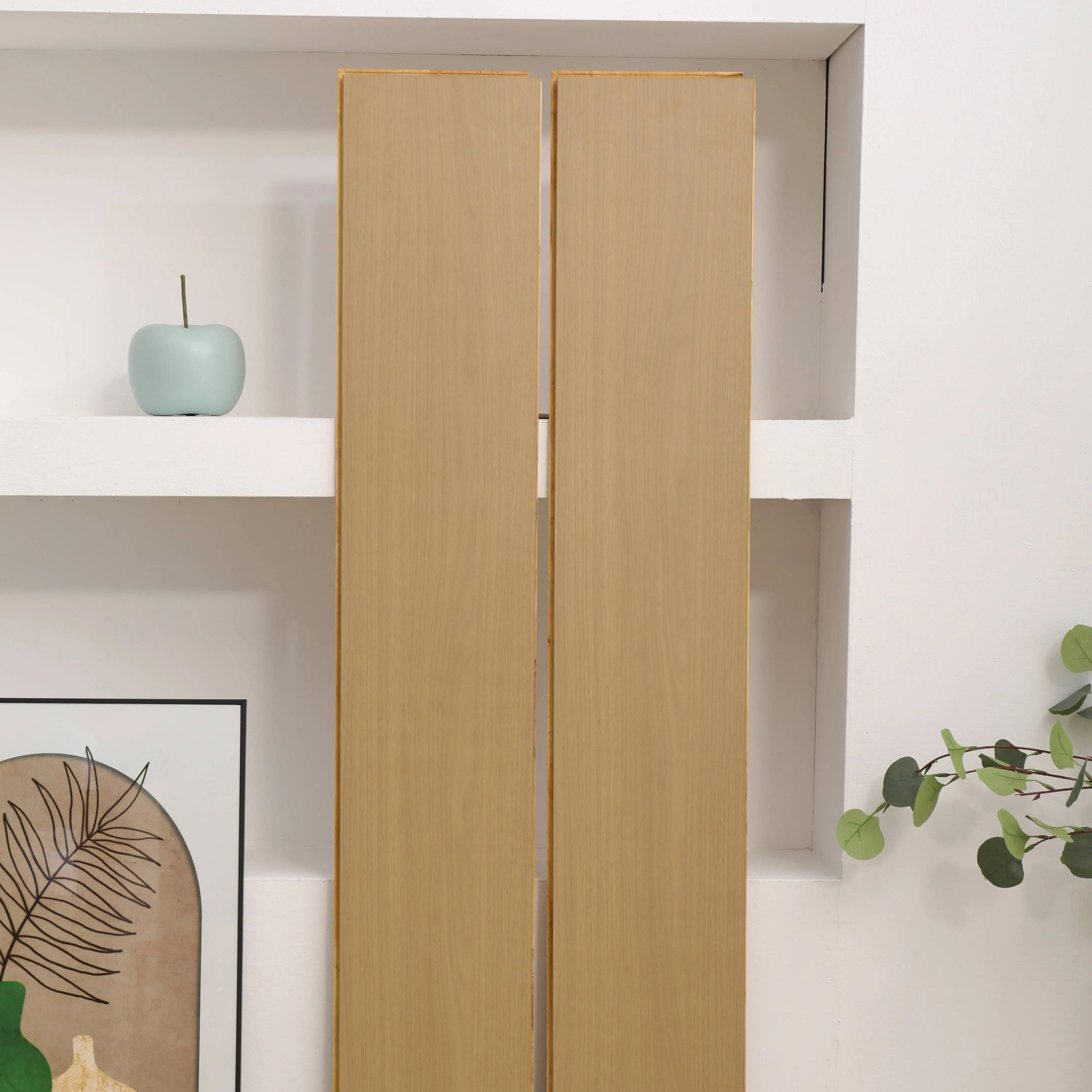 Smooth and Textured Wood Flooring Engineered Flooring Is Wear-resistant and Waterproof