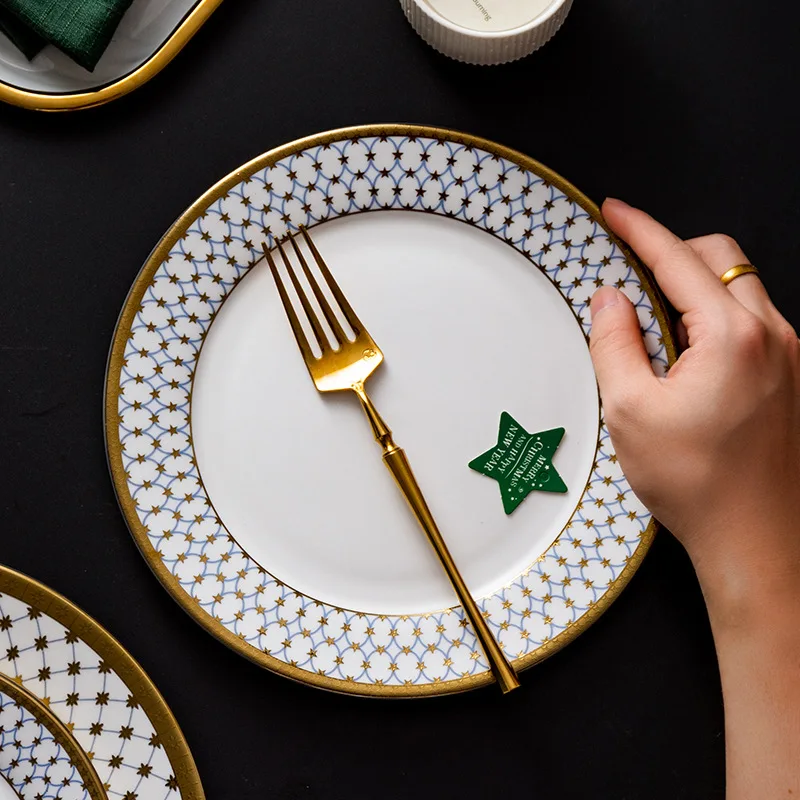 Creative Design Ceramic Dinner Set With Golden Pattern