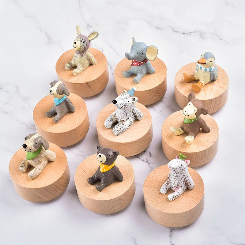 Creative Wooden Music Box for Kids Cute Round Animal-Themed Wind-Up Musical Carousel with Song Feature Home Decoration Gifts