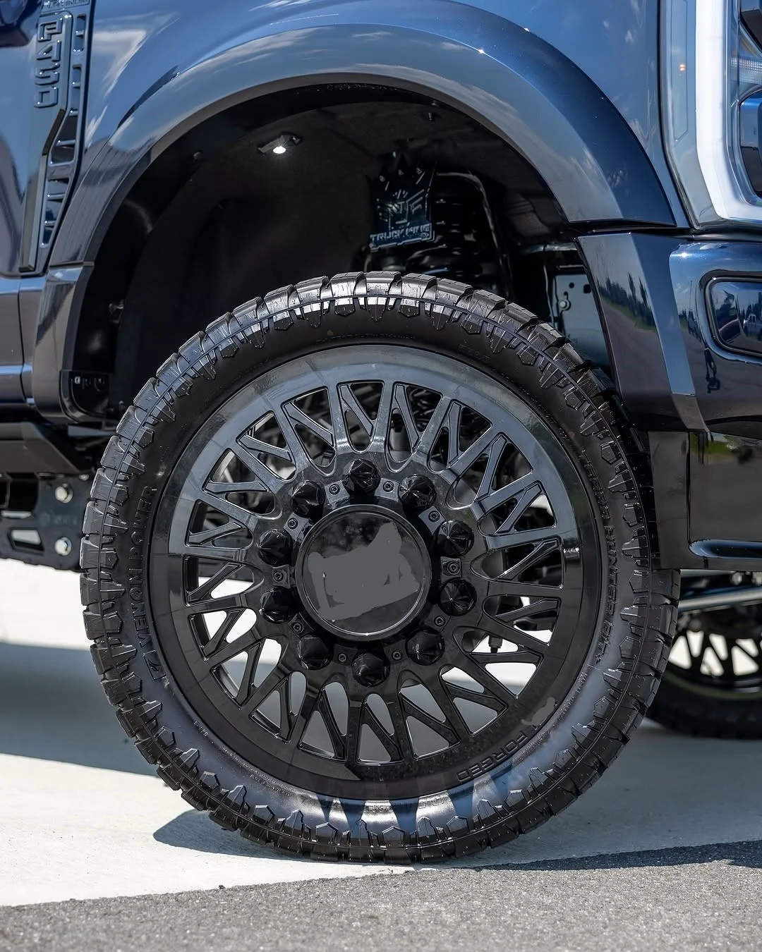 Zxmm Forged Dually Wheel For Gmc 20 Ford Truck 8x165.1 8x180 8x200 8x210 8x6.5 10x225 22 24 26 28