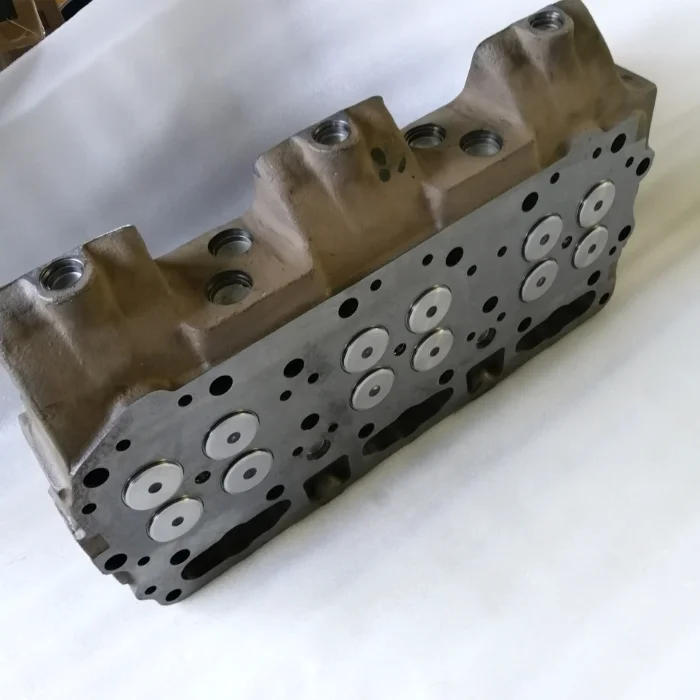 High Quality Diesel Engine Part G28 V28 Cylinder Head 3052177