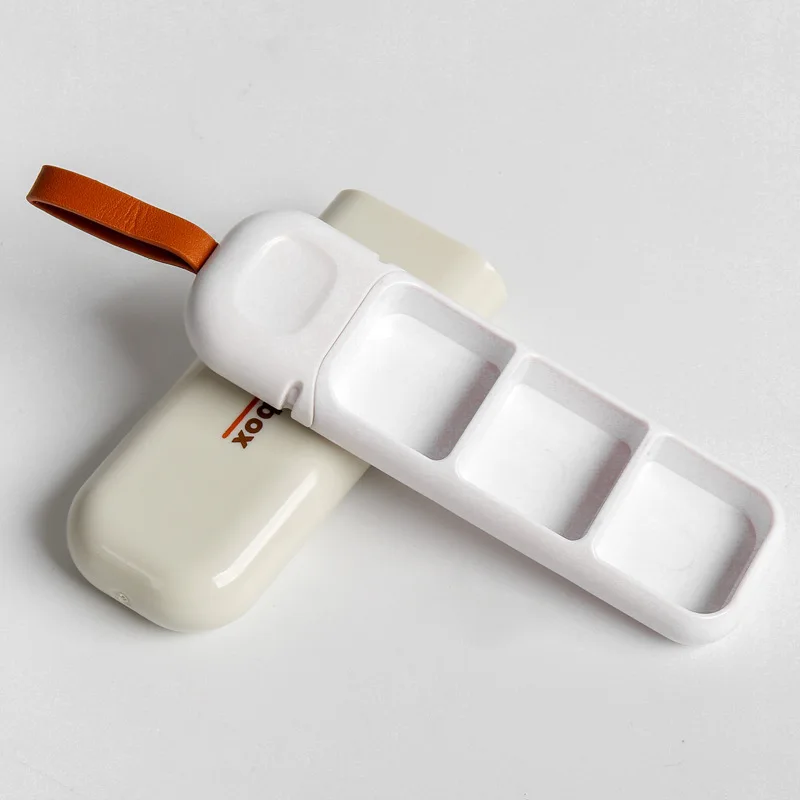 Portable Daily Travel Mini Eco Friendly 3 Compartment Medicine Box