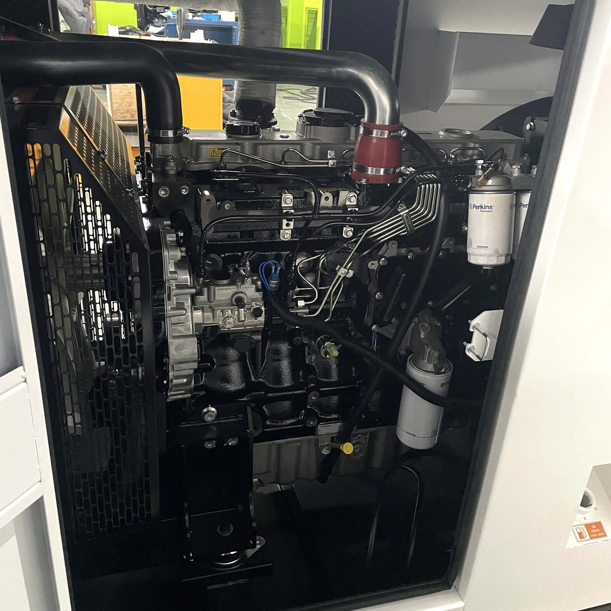 Factory Silent 60Hz Diesel Generator Set Digital Controller Soundproof Canopy 8hrs Base Fuel Tank 15Kw 30Kw 50Kw 7-10 Days Lead