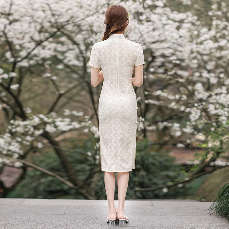 Single Layer Medium Length Daily Cheongsam Girl Student Wear Slim Fit Chinese Style Qipao Women Lace Dress Elegant Factory Price