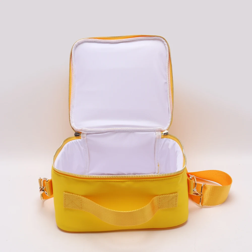 Custom Cooler Bag Insulated Soft  Mini Picnic Basket Cooler Bag Thermal Meal Tote Washable Lunch Box Kids Embark Lunch Bag