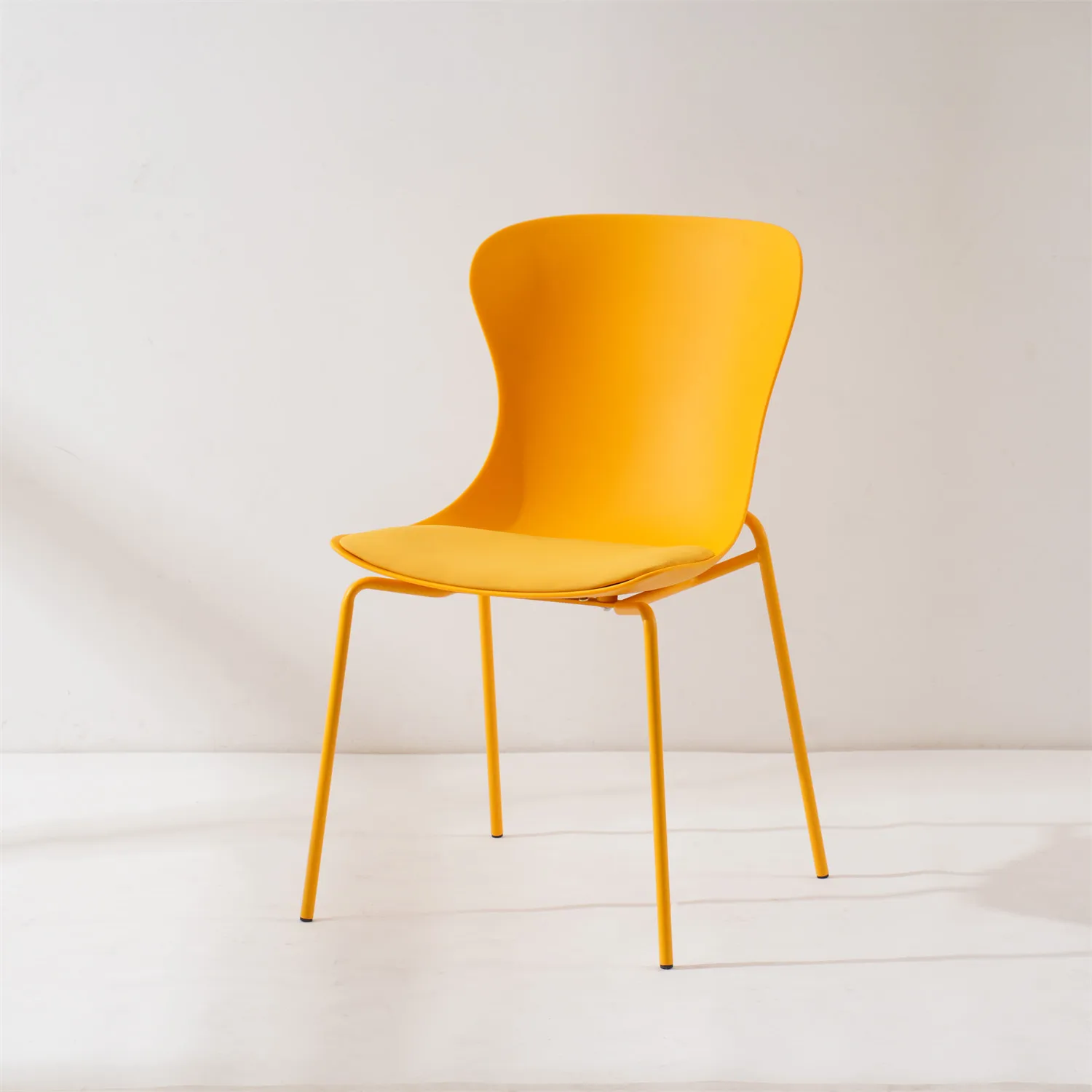 Modern Nordic Colorful Simple Creative Design Metal Leg Armless Yellow Green Color Dining Office Chairs for Restaurant