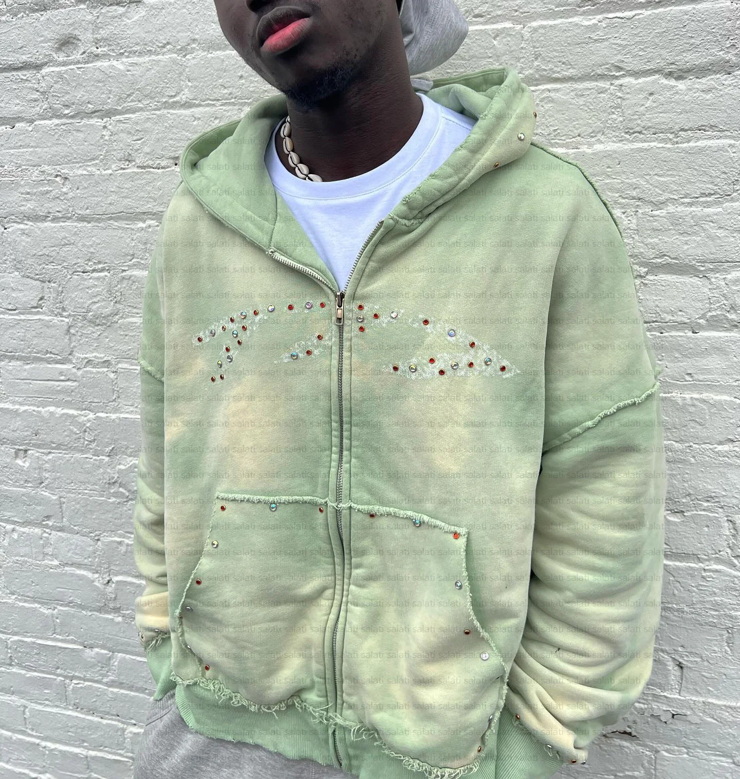 Custom Oodie Oversized Vintage 500GSM Cotton Fleece Sunfaded Zip up Distressed Sun Faded Acid Wash Rhinestone Hoodies for Men gallery 2