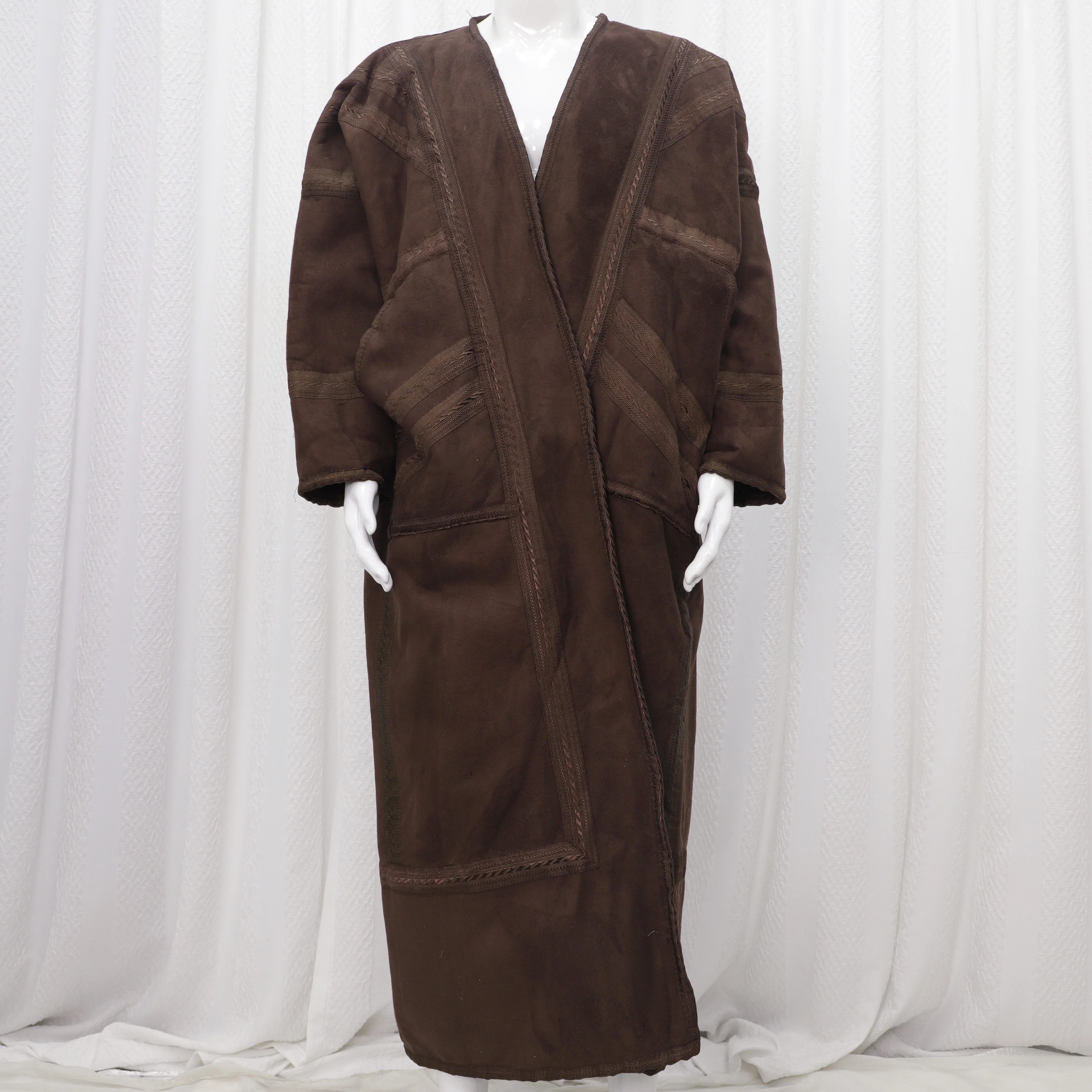 Wholesale Adults Islamic Clothing  Saudi Arabian Thick Warm Chamois Hoodie Faux Fur Cloak Men  Free Size Winter  Thobe