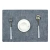 Set de table en tissu marron grisâtre
