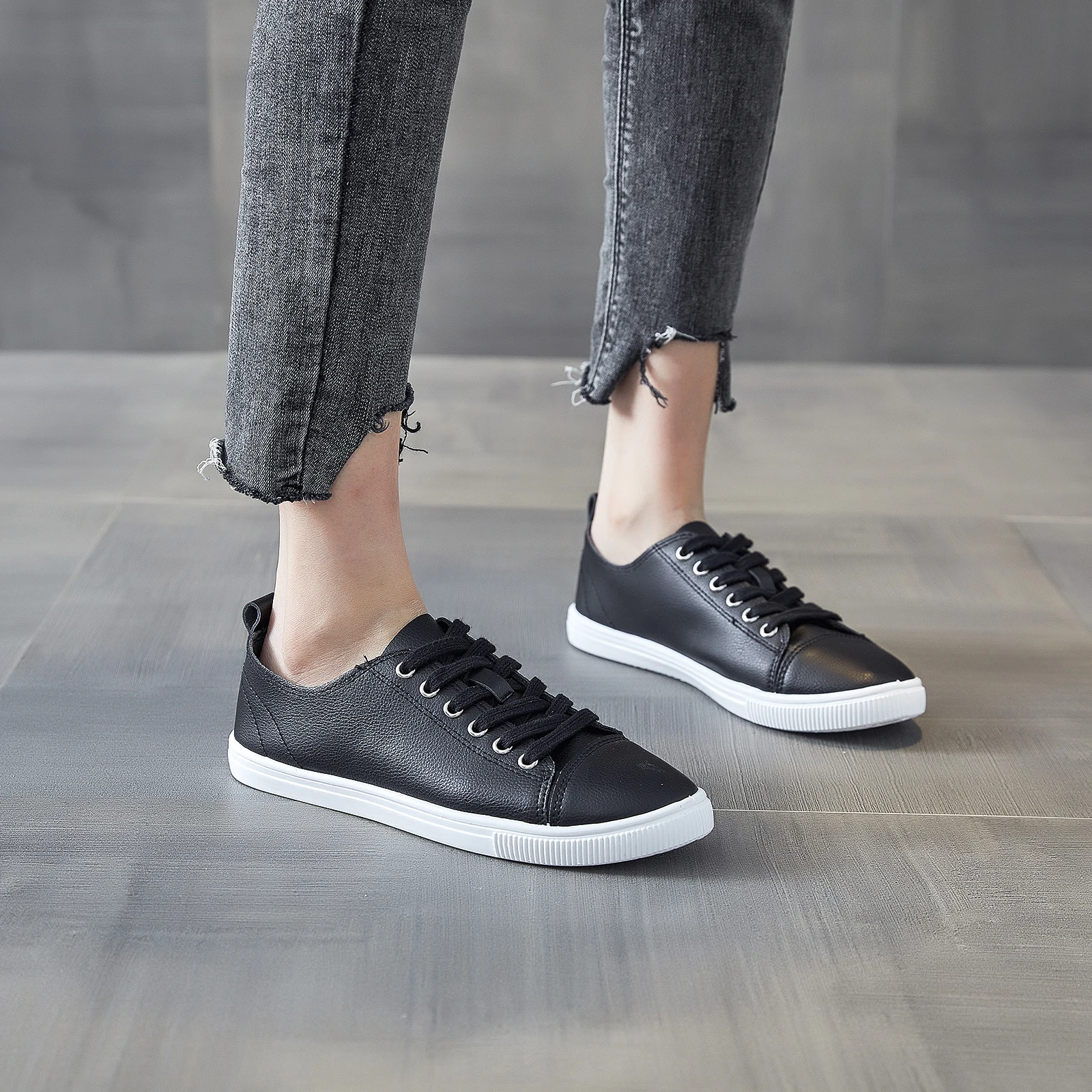 Wholesale Fashion Shoes Zapatillas Mujer Casual Lace Up Pu Leather