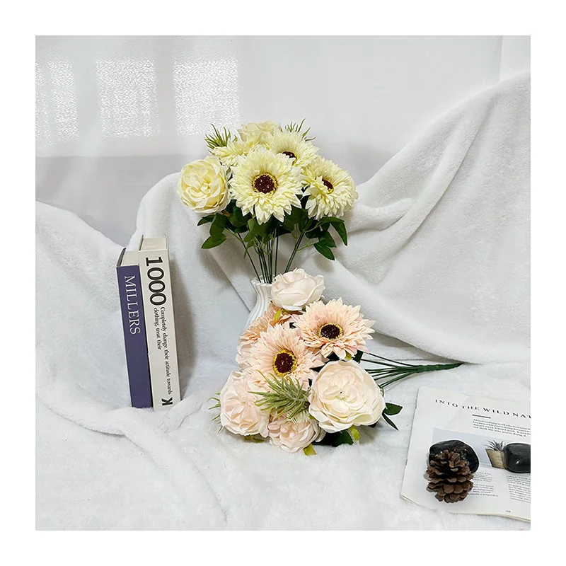 Verander jou ruimte met 'n valse blommuur-installasie