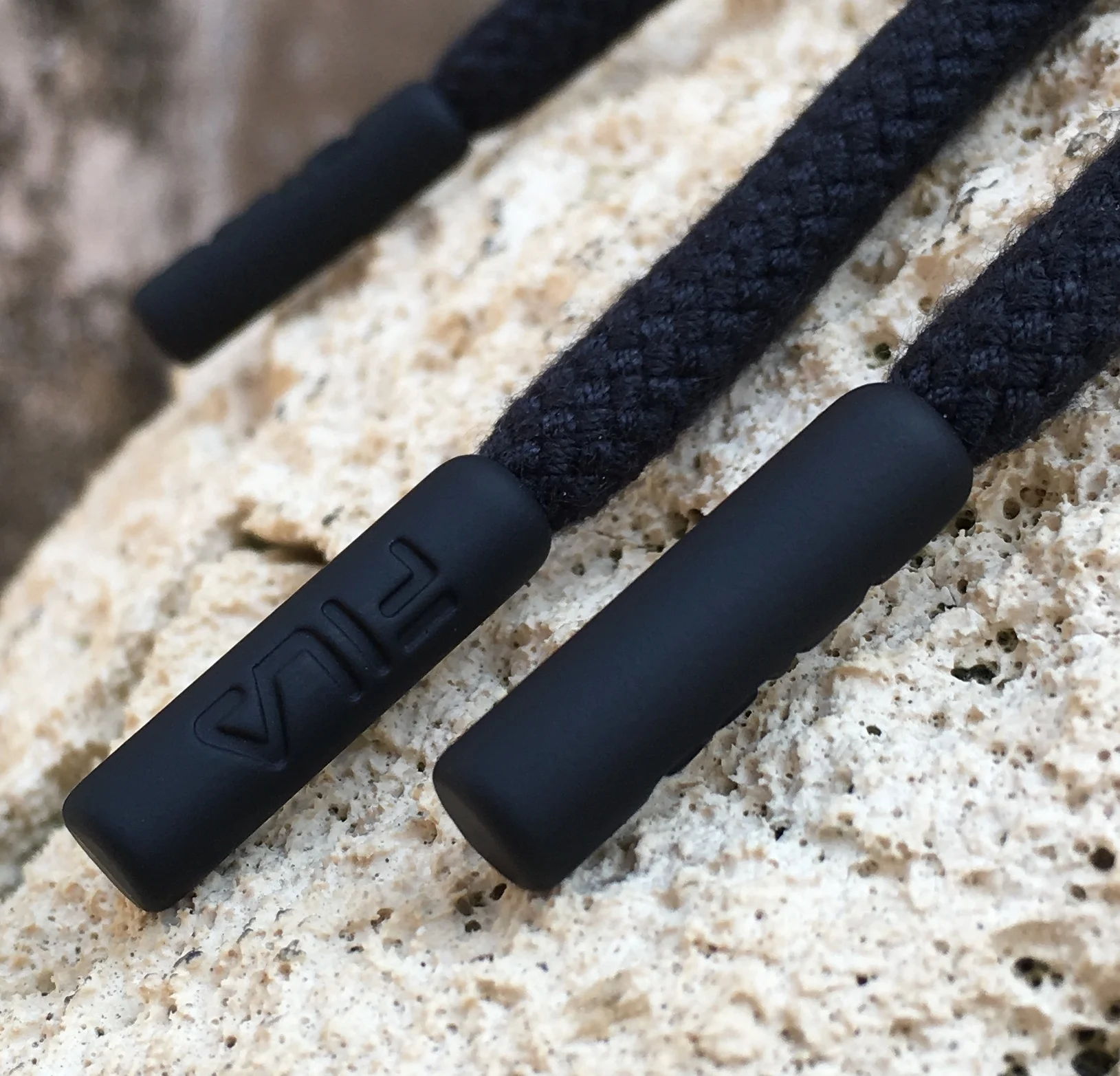 Custom Matte Metal Rubberized Swimsuit Aglets Printing logo for Hoodies