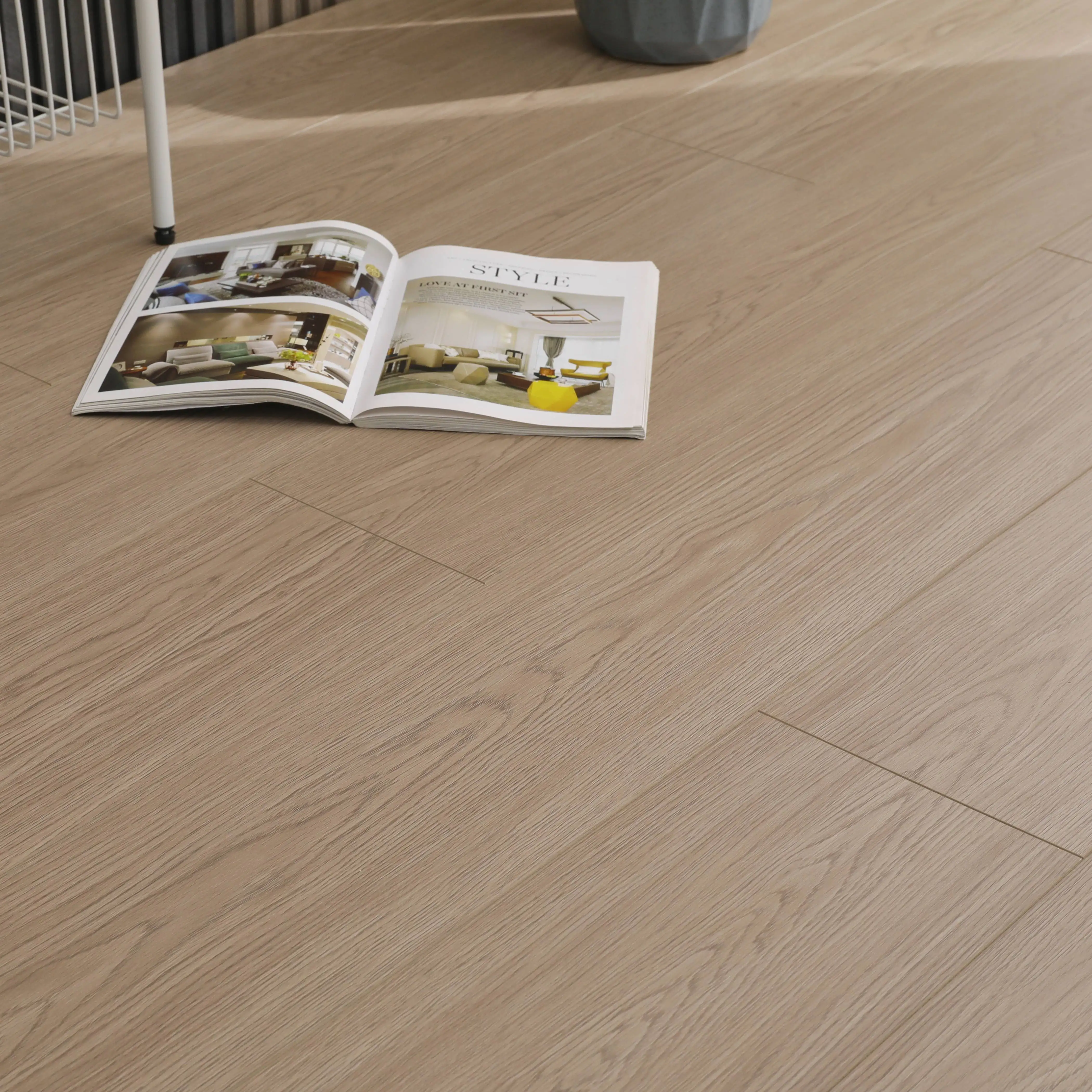 Classic Simple Modern Style Household Wood Composite Flooring Wear-resistant