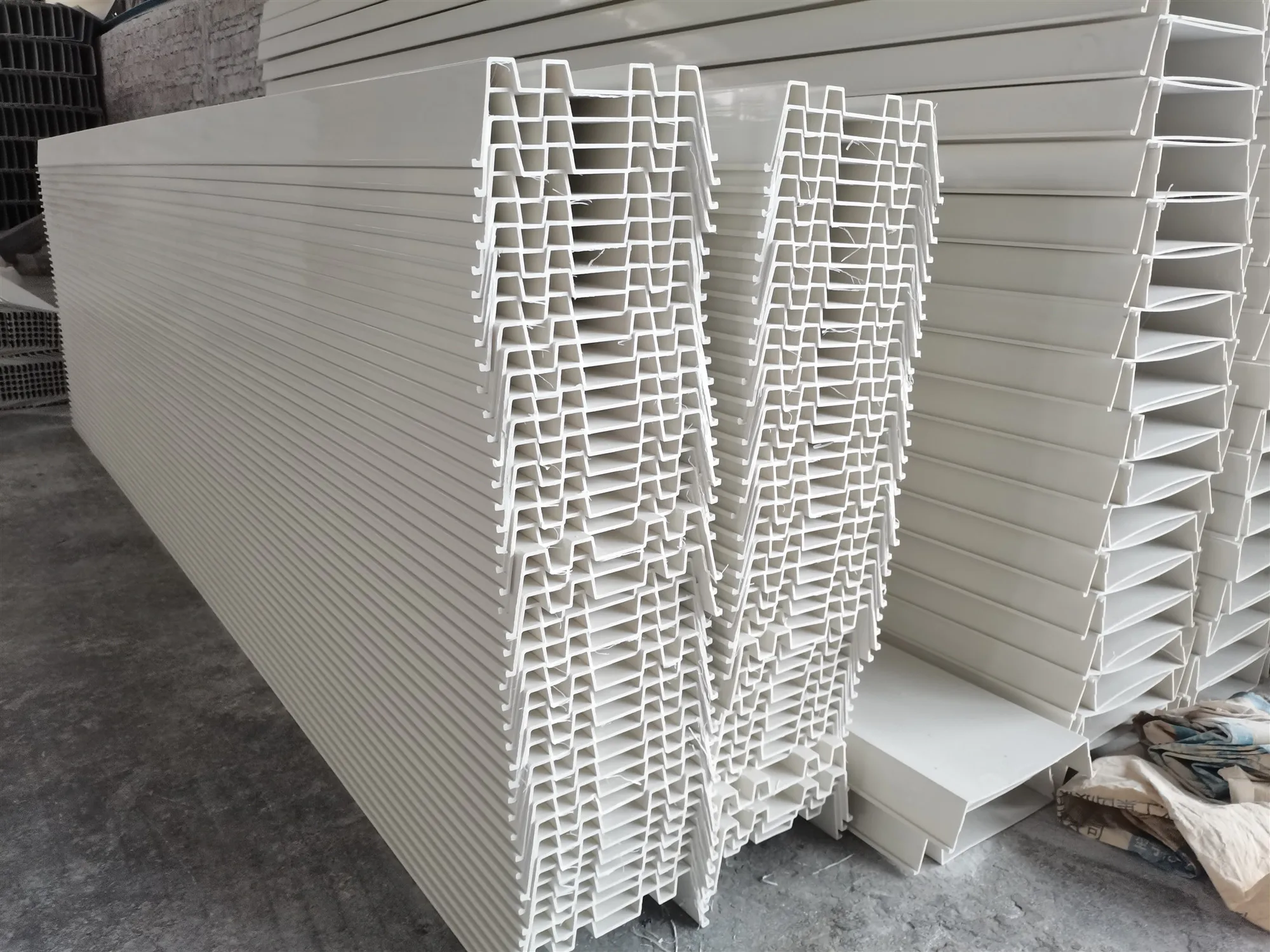 vertical hydroponic