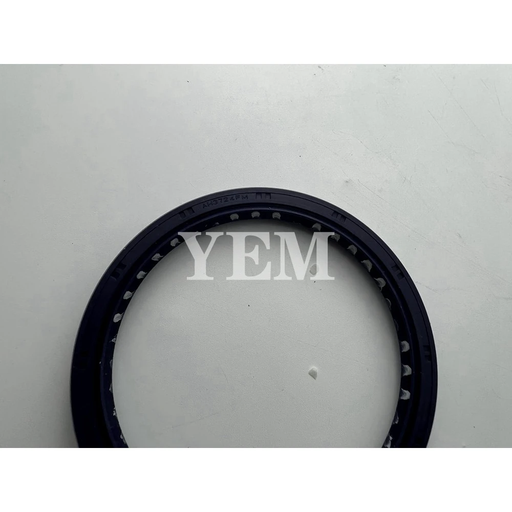 Stock Complete 4LB1 Crankshaft Rear Oil Seal for Isuzu Engine Part