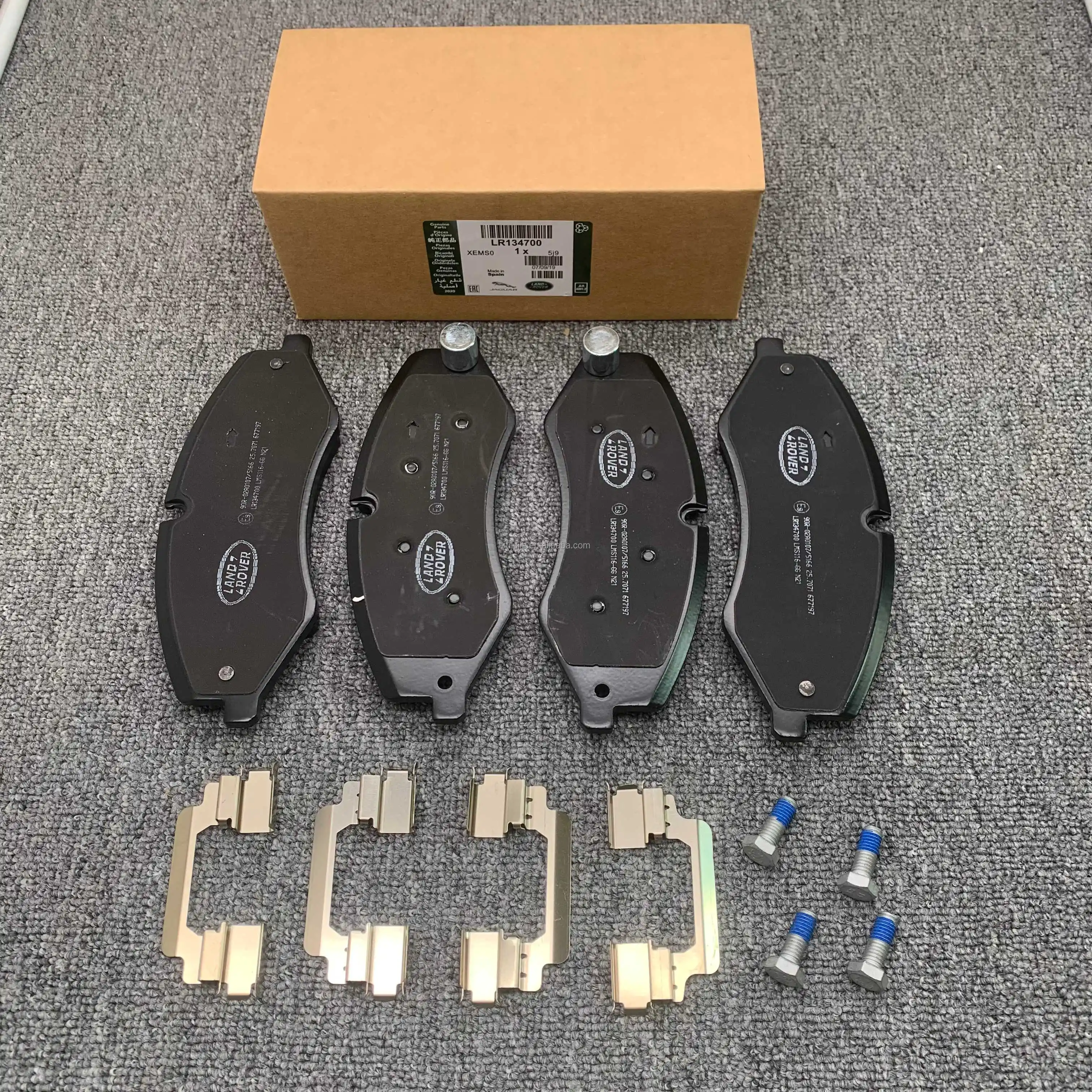 Lr134700 Auto Parts Brake Pad For Land Rover Discovery Range Rover