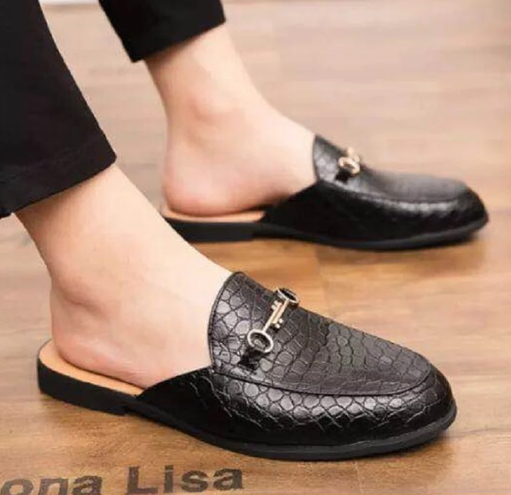 Buy Wholesale China Men's Half-support Casual Shoes All-match Slip-on Shoes  & Slip-on Shoe at USD 7.11