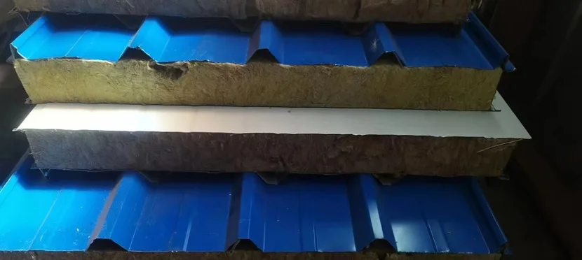 Сэндвич-панель PU формируя производственную линию машины