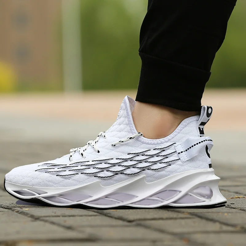Breathable men's shoes Autumn new men's flying woven casual shoes lace-up fashion shoes men's fashion sneakers