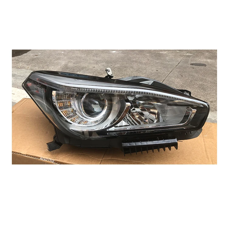 インフィニティQ70用オートボディパーツLEDヘッドランプ（ヘッドライト
