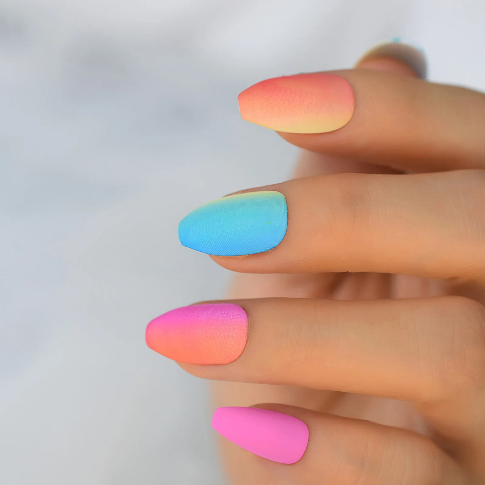 Uñas Postizas Con Degradado De Arco Iris Para Uso Diario,Uñas Postizas Con  Punta De Ballet,Color Rosa,Azul,Mate,Francés - Buy Las Uñas De Acrílico,Las  Uñas De Acrílico Bailarina,Uñas De Acrílico Con Diseño Product on