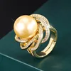 Anillo de cuentas de oro