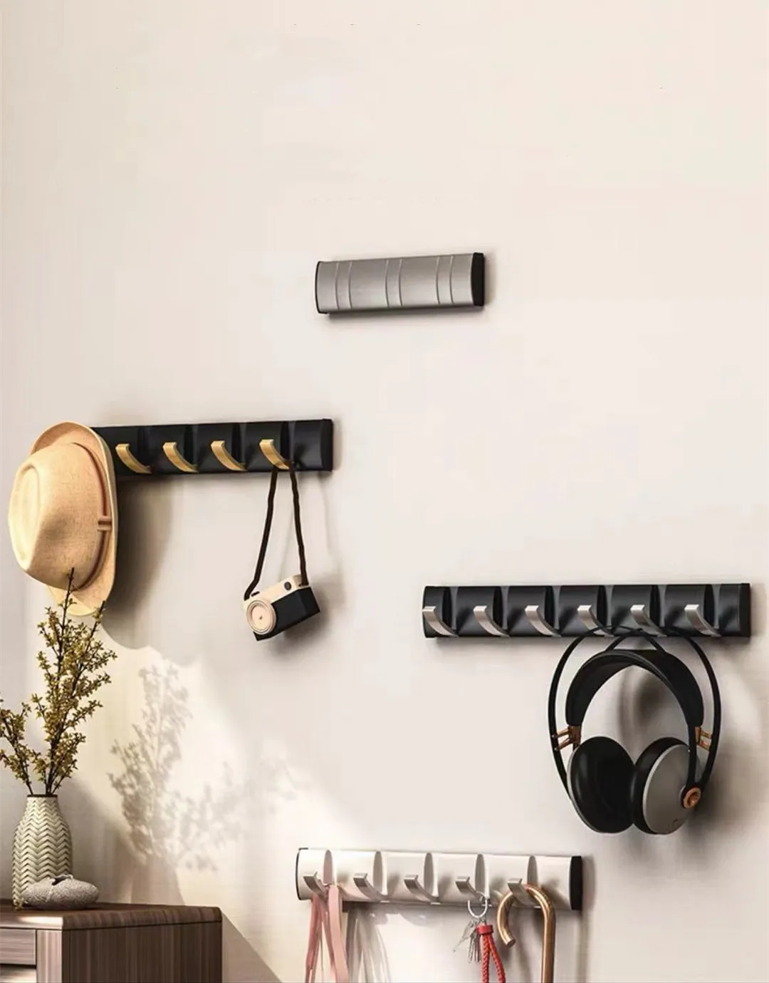 Wholesale black metal coat hooks Nordic