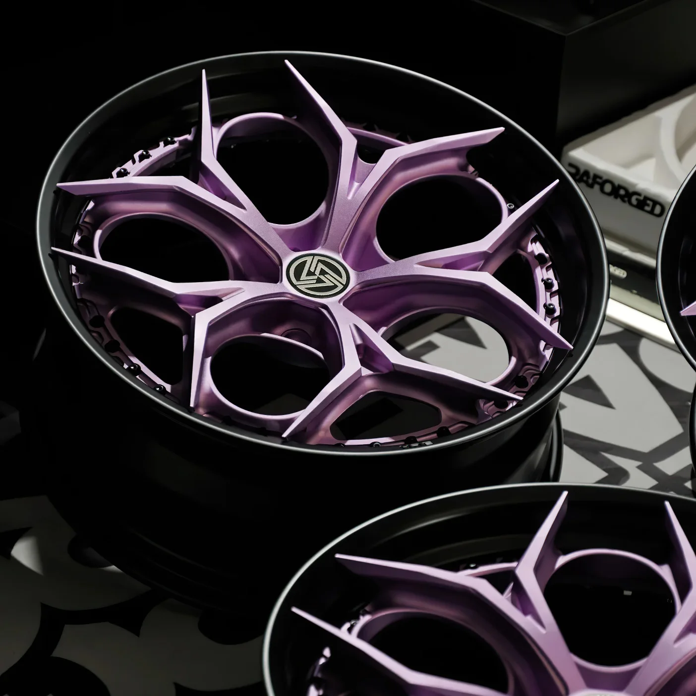 XINLAI 2-Piece Custom Forged Wheels 5x112 5x120 5x114.3 Wheels 18 19 20 21 22 23 Inch Racing Car Alloy Rim for bmw audi benz - Image 5