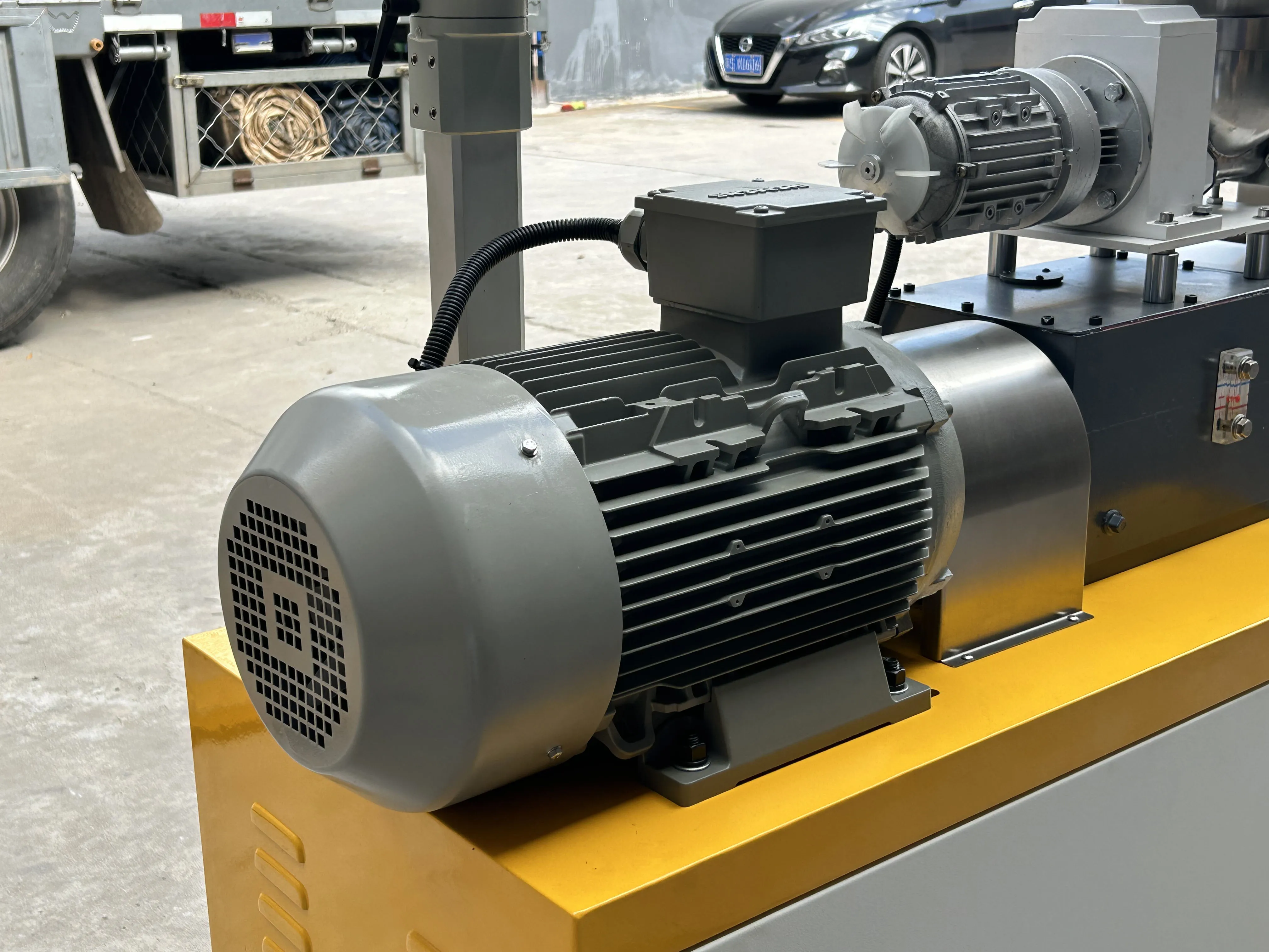 Three Roll Calender Experimental Casting Machine Film Machine Prototype