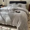 Caballero gris