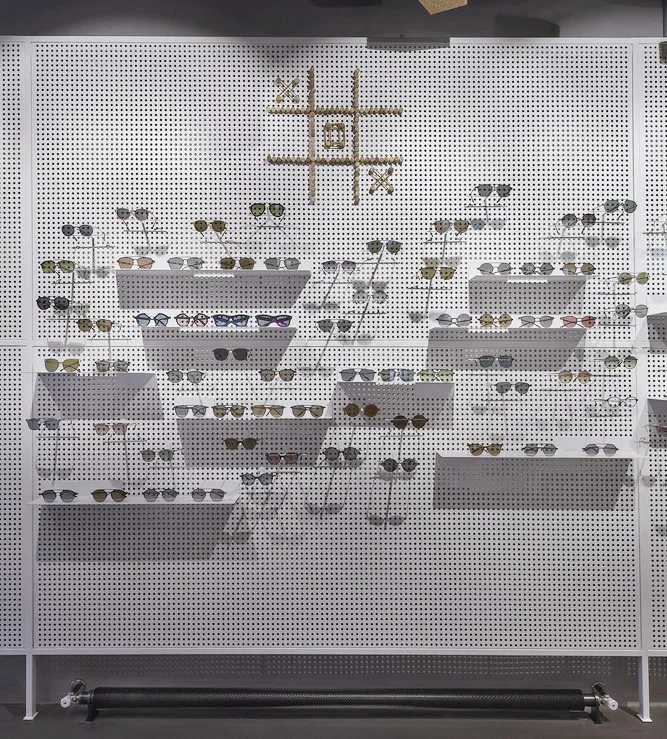Metal Pegboard Sunglasses Display Rack Sunglasses Display Stand For