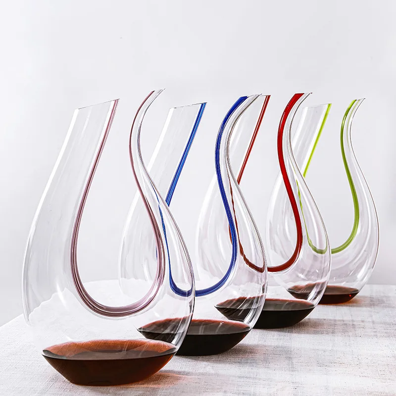 Handmade Transparent Crystal Glass U-Shaped Decanter Classic Design for Wine Whisky and Gifts with Customizable Logo