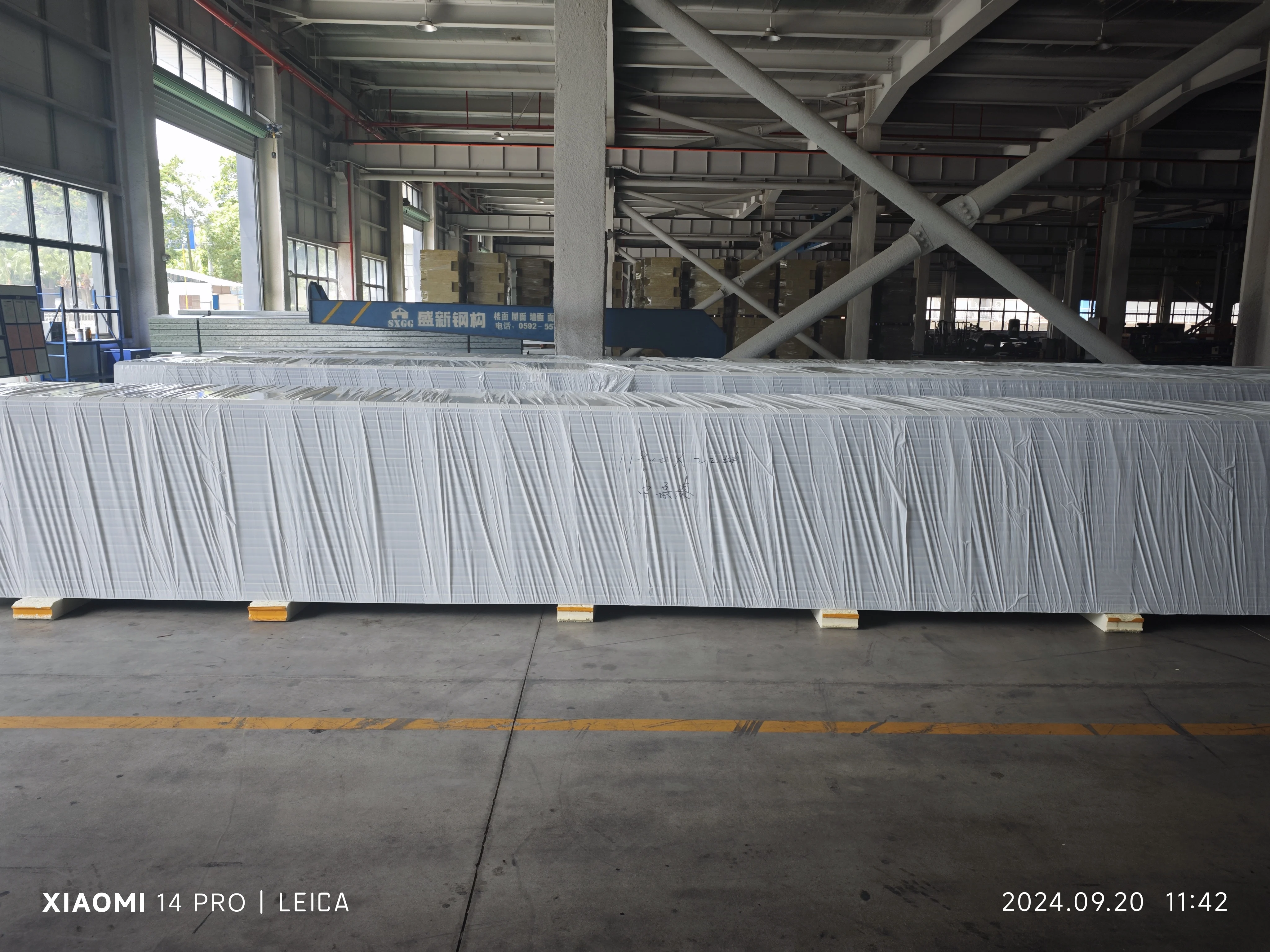 Lightweight Fire-Resistant Thermocol Insulation EPS Foam Board Roof Panel Sandwich Panels