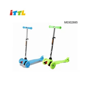 High Quality Safe Kids Wheel Kick Scooter Ride on Car Wiht Light