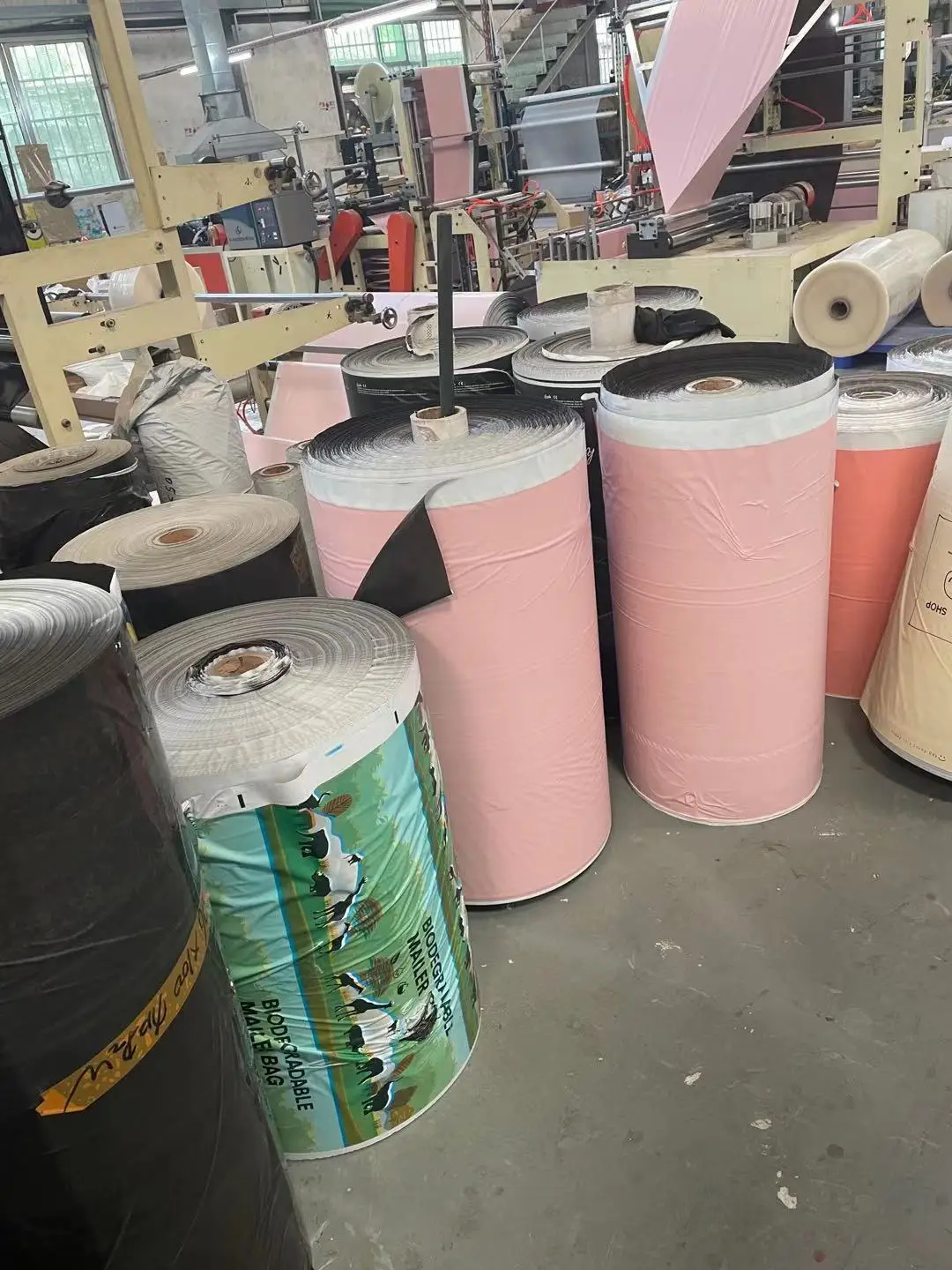 Eastmoon (guangzhou) Packaging And Printing Co., Ltd. 2