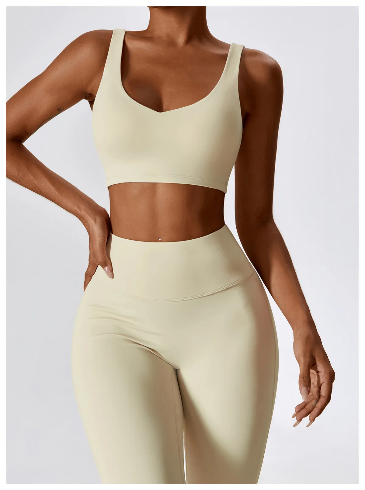 Yoga Pants Sets 2 Piece V Shaped Backless Active Wear Custom Woman