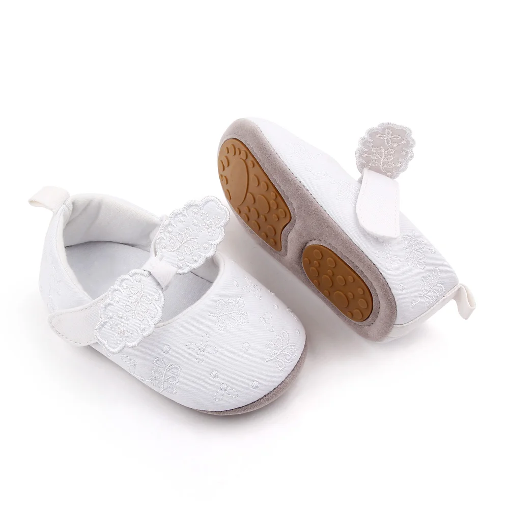 New Arrival Baby Girl Princess Shoes Beautiful Embroidery Bow-knot Soft Sole Baby Toddler Shoes supplier