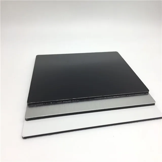 Alu-Verbundplatte 3 Mm In Schwarz Glänzend – 950 X 666 Mm, Mit 0,3 Mm Deckschicht Von DIBOND