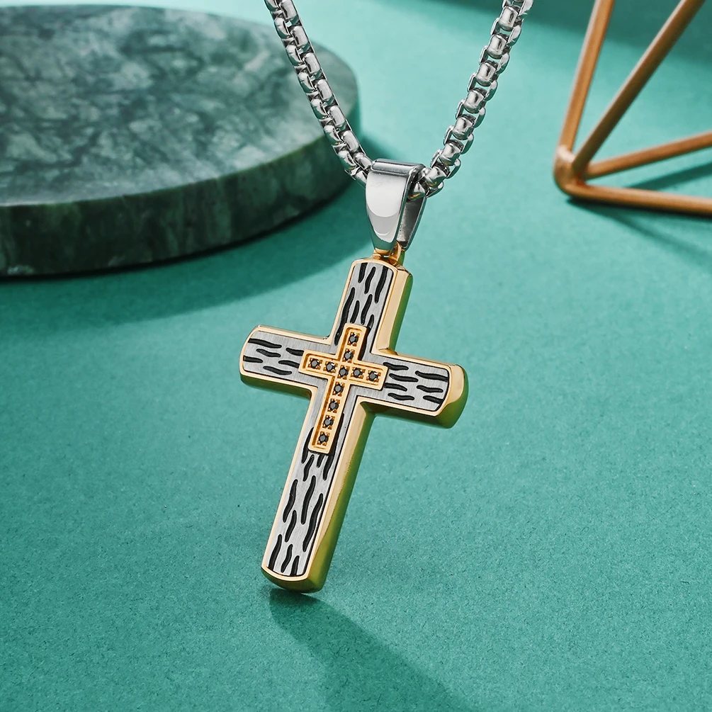 18K Gold Plated Pendant Hypoallergenic Christian Jewelry Cross Pendant Necklace Stainless Steel Diamond Cross Necklace for Men