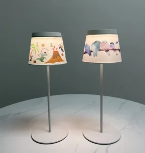 2026 New Product Portable Led Battery Powered Table Lamp Customized Decrarative Dining Table Lamp Outdoor Courtyard Table Light