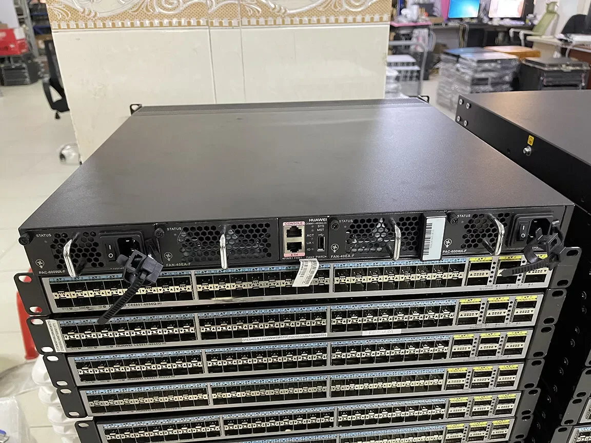 CE6851-48S6Q-HI Hua Wei Data Center Switches CE 6800 Series 10GE SFP+ 6-ports 40GE QSFP+ 48 Port 10GE Network Switch