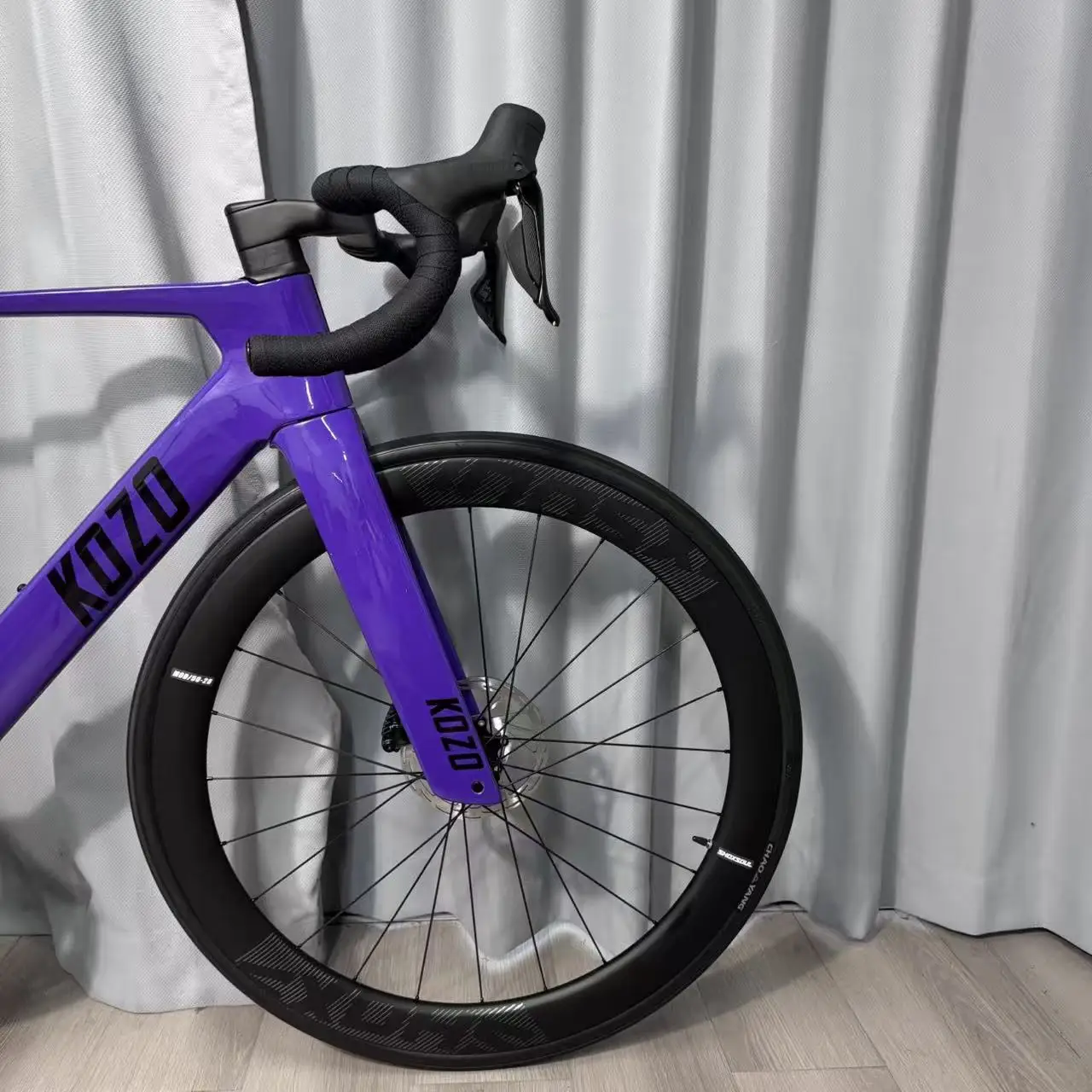 KOZO Factory Direct Wholesale SHI MANO 105 Di2 Racing Bike