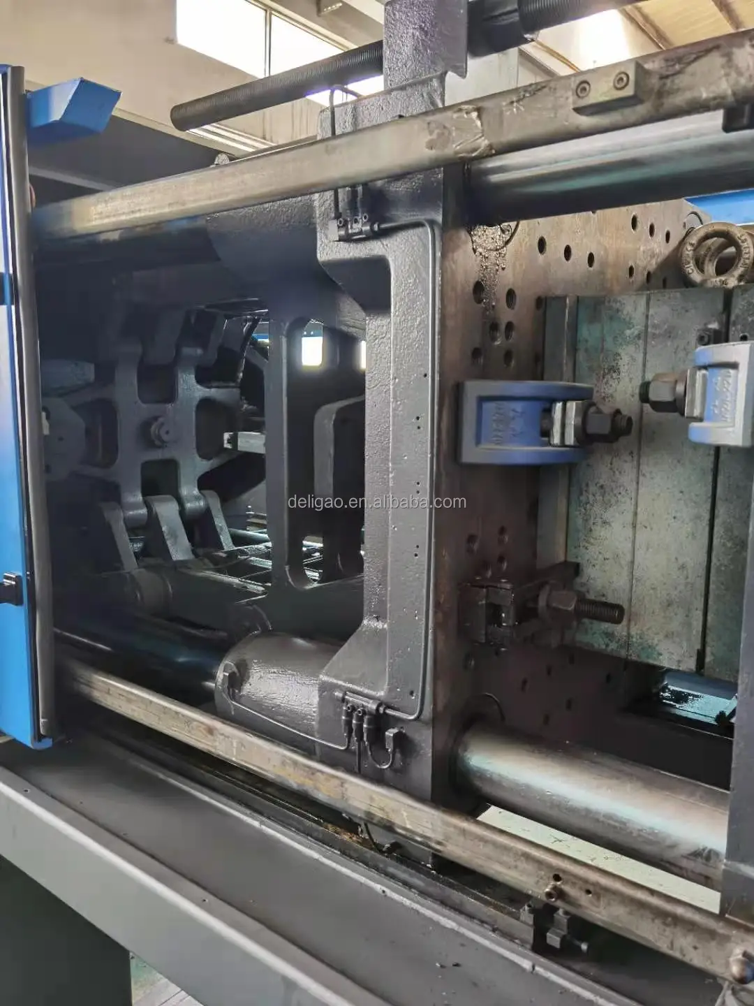 Used Plastic Injection Molding Machine Haitian 90ton Secondhand